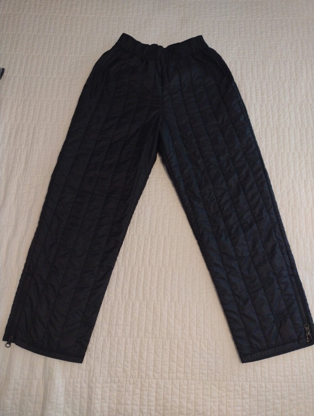 Nike Tech Pack Women S Black Therma-Fit Sweats Pants Zip Ankle Thermal Quilted